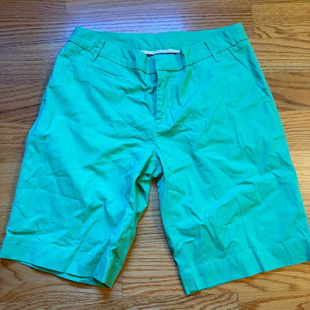 Patagonia green shorts size 6